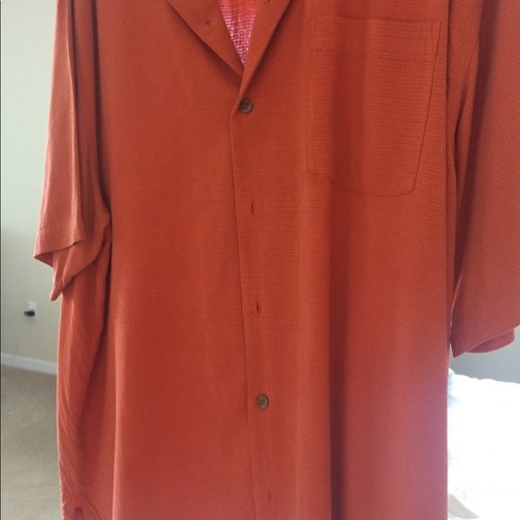 Tommy Bahama men’s silk camp shirt - Picture 1 of 5